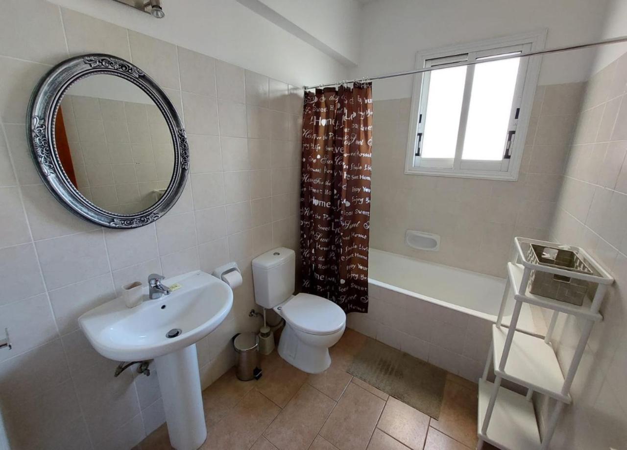 Joanne'S Cosy 1 Bdrm Apt 파포스 외부 사진